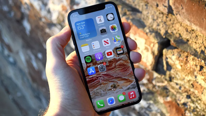 iPhone 12 lọt top điện thoại 5G bán siêu chạy tháng 10/2020