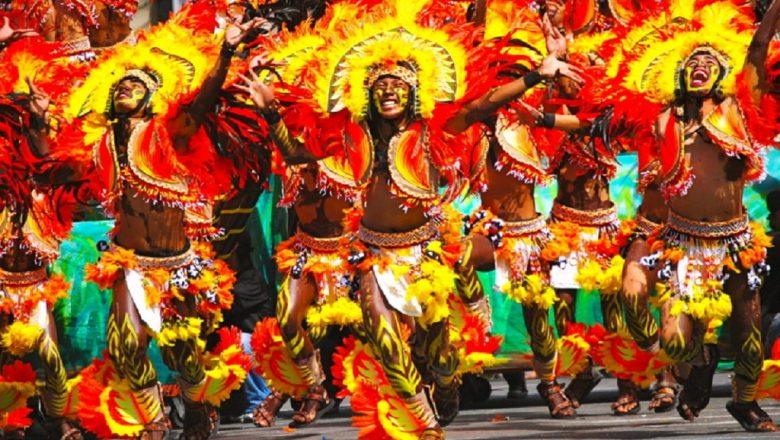 Thỏa sức tung hoành trong nhiều lễ hội truyền thống ở quốc đảo Philippines